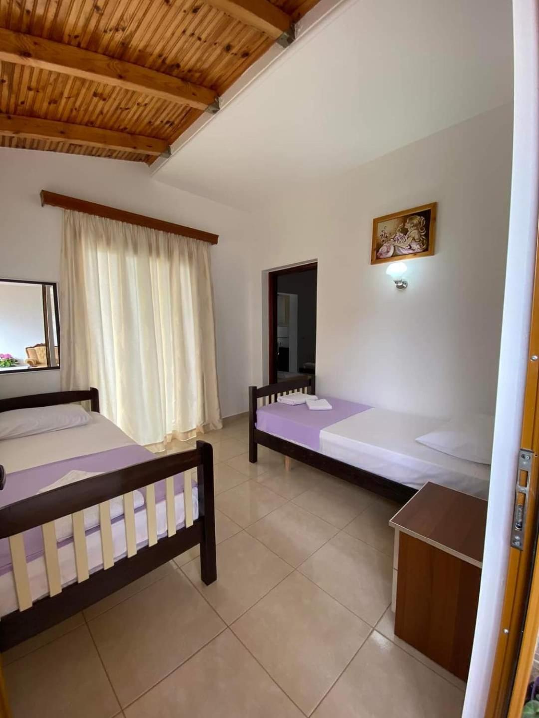 Villa Agur Kapo Ksamil Bilik gambar